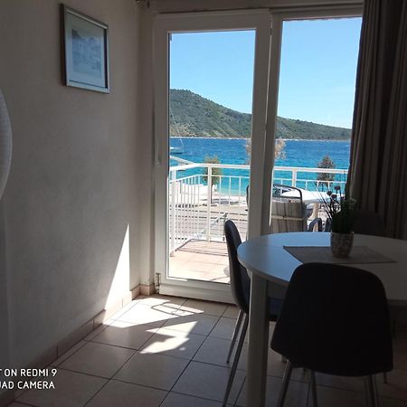 Ferienwohnung Family Nizic Primošten Zimmer foto